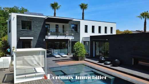 Villa in Bouliac, Gironde