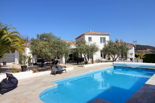 Luxury home in Saint-Mathieu-de-Tréviers, Hérault