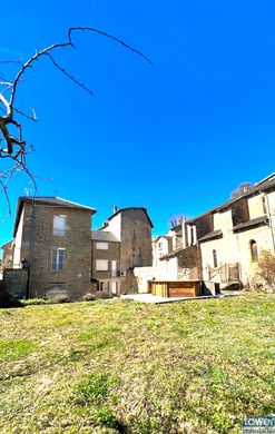 Sévérac-le-Château, Aveyronの高級住宅