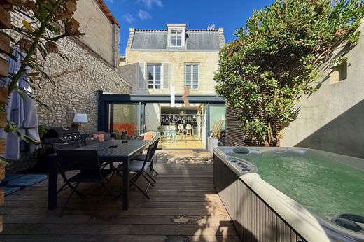 Casa di lusso a La Rochelle, Charente-Maritime