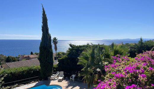Apartment in Saint-Raphaël, Var