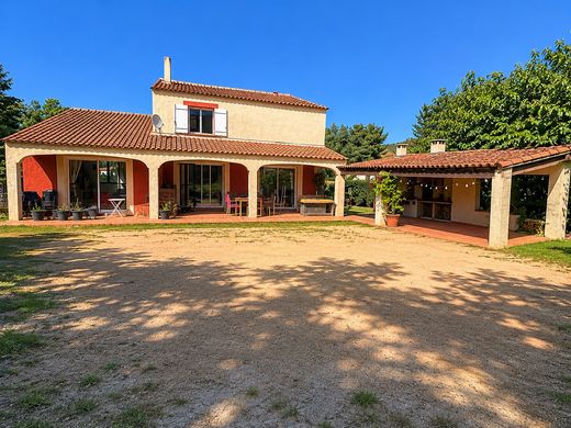 Apartment in Aubagne, Bouches-du-Rhône