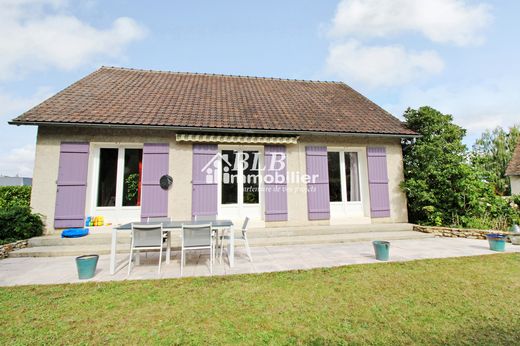 Luksusowy dom w Montfort-l'Amaury, Yvelines