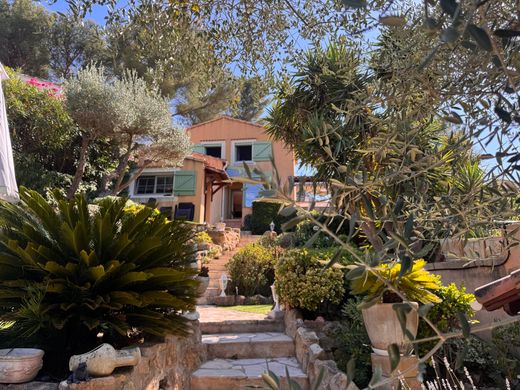 Luxe woning in Sanary-sur-Mer, Var