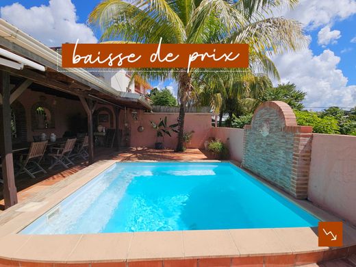 Villa a Fort-de-France, Martinica