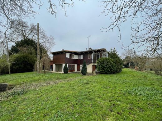 Luxus-Haus in Bennecourt, Yvelines