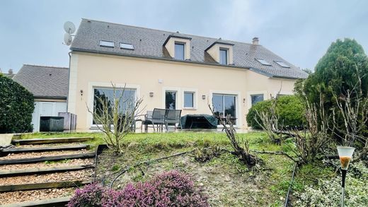 Luxury home in Orgeval, Yvelines