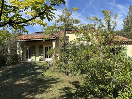 Casa di lusso a Mazan, Vaucluse