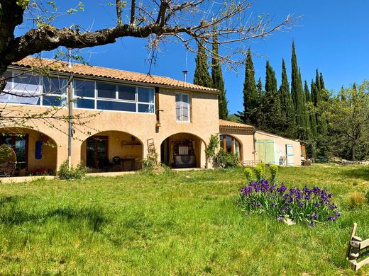 Luxury home in Forcalquier, Alpes-de-Haute-Provence