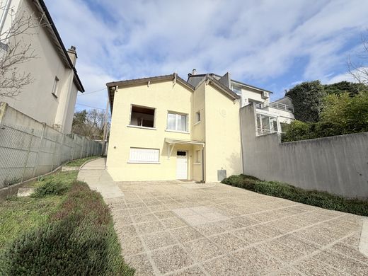 Casa di lusso a Rueil-Malmaison, Hauts-de-Seine