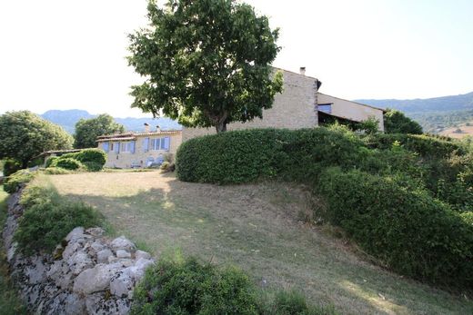 Lüks ev Bourdeaux, Drôme
