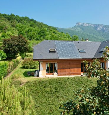 Luxe woning in Saint-Alban-Leysse, Savoy