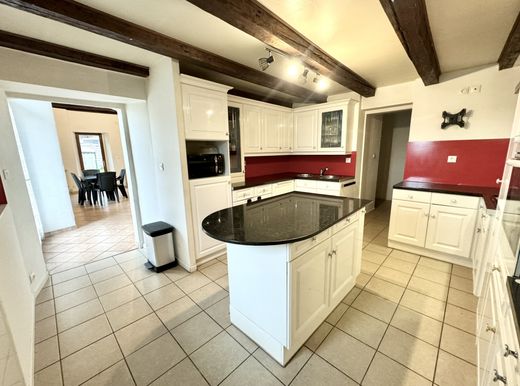 Luxus-Haus in La Tour, Haute-Savoie
