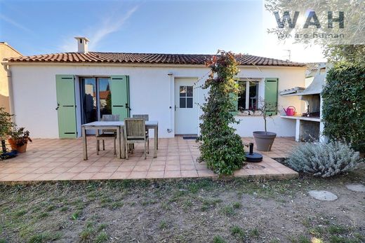 Luxe woning in Saint-Gély-du-Fesc, Hérault