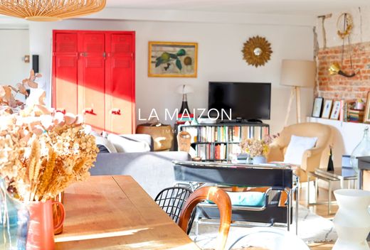 Apartment / Etagenwohnung in Lille, Nord