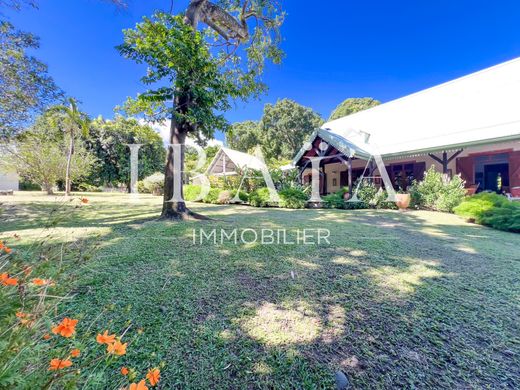 Luxury home in Saint-Claude, Guadeloupe