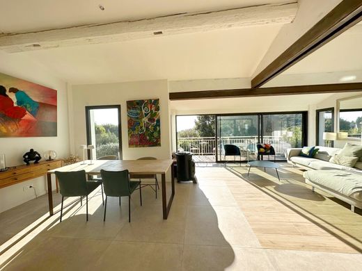 Luxury home in Cavalaire-sur-Mer, Var