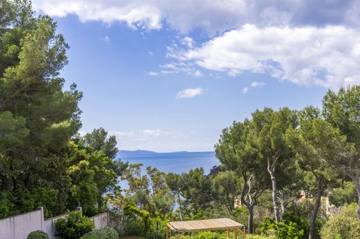 Villa in Cavalaire-sur-Mer, Var