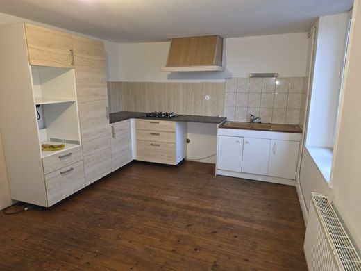Piso / Apartamento en Creuë, Mosa