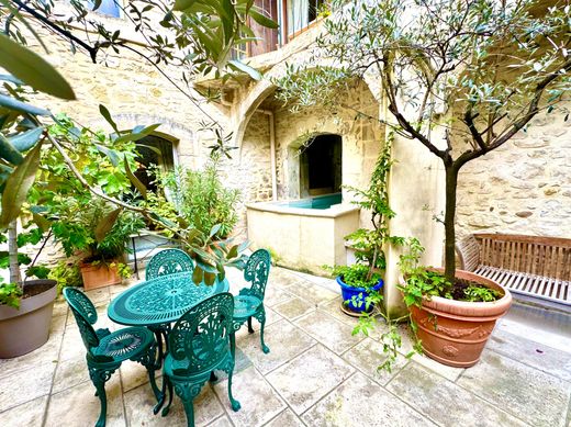 Luxe woning in Bourg-Saint-Andéol, Ardèche