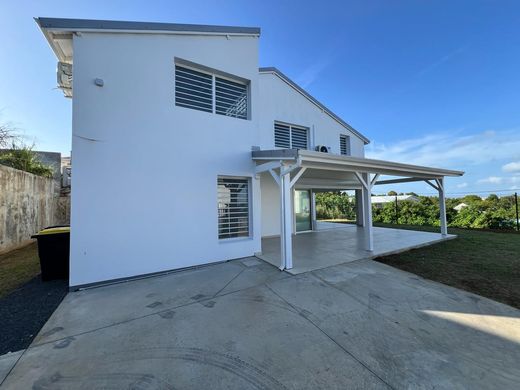 Villa a Petit-Bourg, Guadeloupe