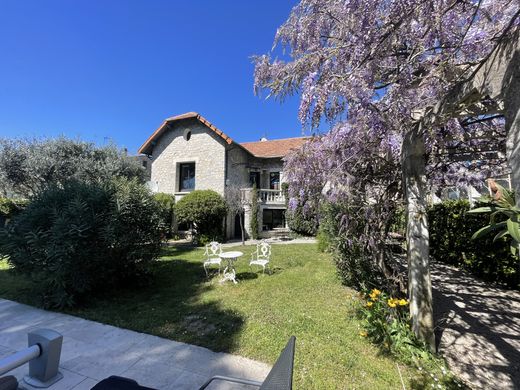 Элитный дом, Vaison-la-Romaine, Vaucluse