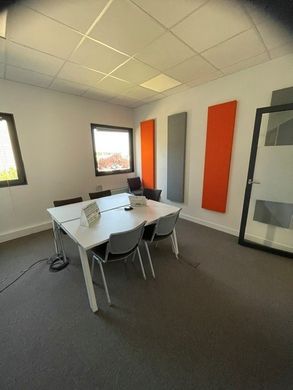 Office in Cournon-d'Auvergne, Puy-de-Dôme