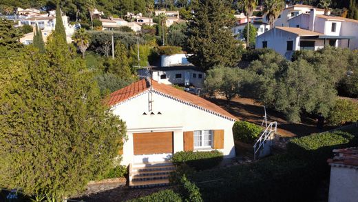 Maison de luxe à Carqueiranne, Var