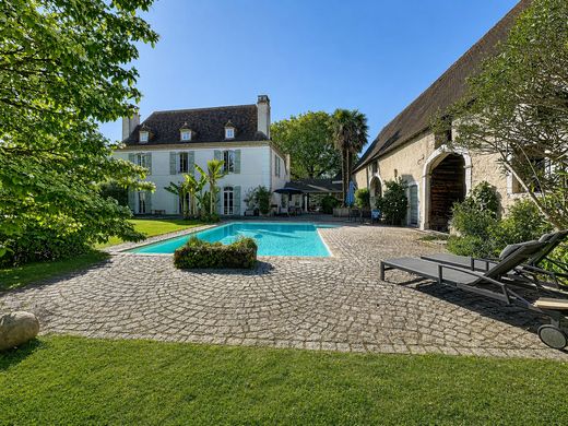 Luxury home in Pau, Pyrénées-Atlantiques