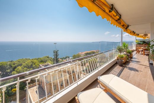 Apartment / Etagenwohnung in Cap-d'Ail, Alpes-Maritimes
