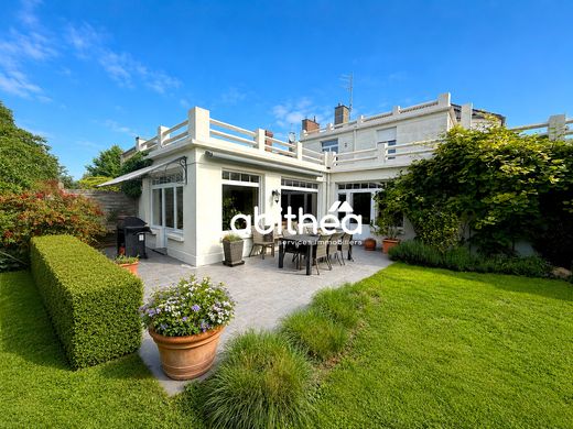 Maison de luxe à Férin, Nord