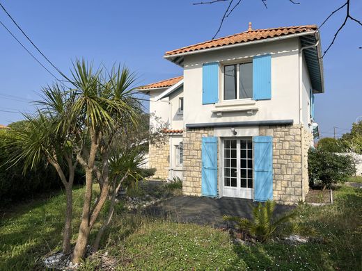 Luxe woning in Royan, Charente-Maritime