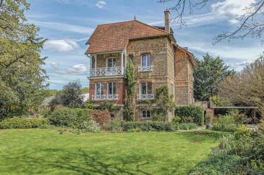 Luxury home in Gambais, Yvelines