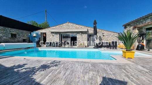 Luxury home in Ruoms, Ardèche