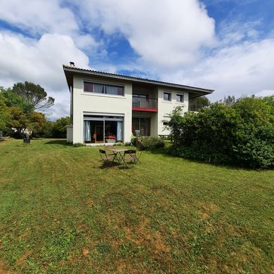 Villa in Brouzet-lès-Quissac, Gard