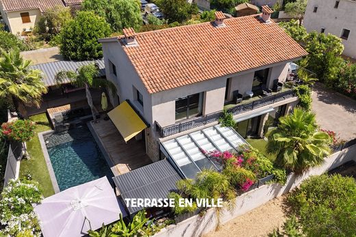 Luxury home in Sanary-sur-Mer, Var