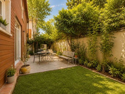 Luxury home in Joinville-le-Pont, Val-de-Marne