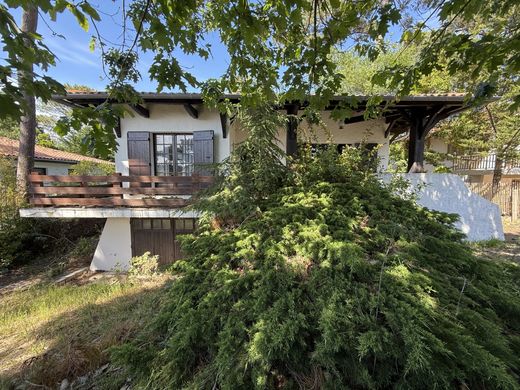 Villa in Arcachon, Gironde