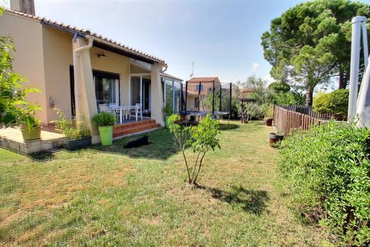 Villa in Saint-Gély-du-Fesc, Hérault