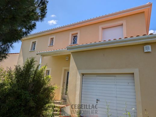 Casa di lusso a Pérignat-lès-Sarliève, Puy-de-Dôme