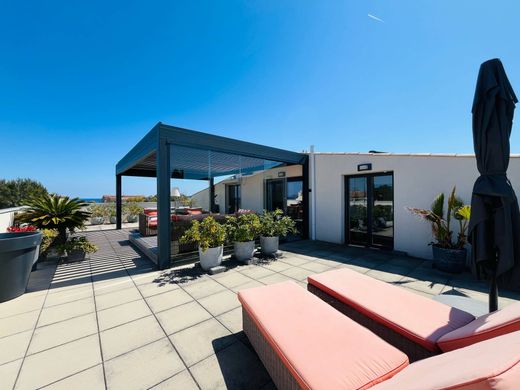 Apartment in Saint-Aygulf, Var