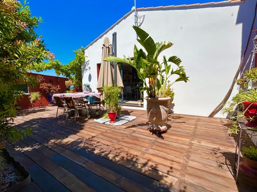 Элитный дом, Сет, Hérault