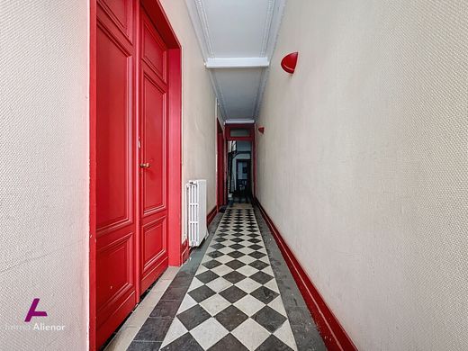 Luxury home in Bordeaux, Gironde