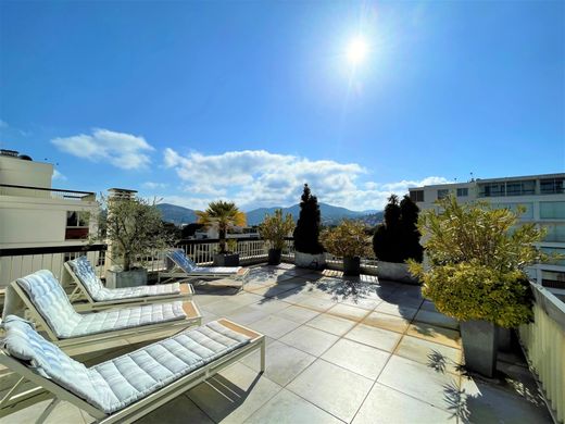 아파트 / Mandelieu-la-Napoule, Alpes-Maritimes