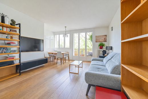 Apartment in Neuilly-sur-Seine, Hauts-de-Seine