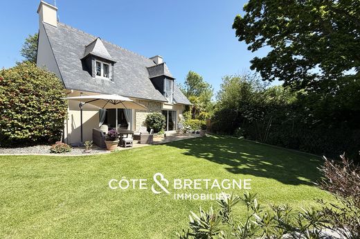 Luxury home in Binic, Côtes-d'Armor