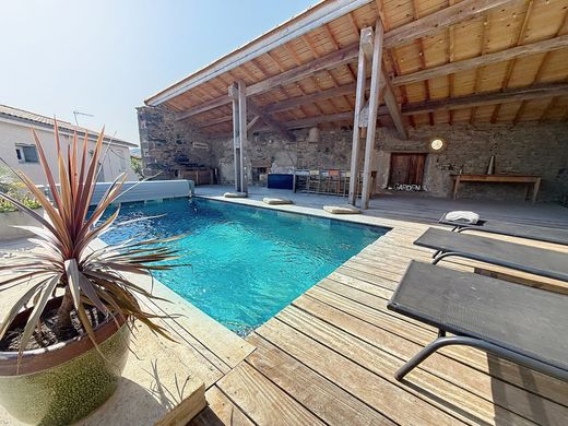 Luxury home in Saint-Christo-en-Jarez, Loire