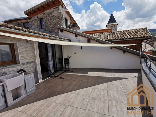 Luxury home in Tallard, Hautes-Alpes