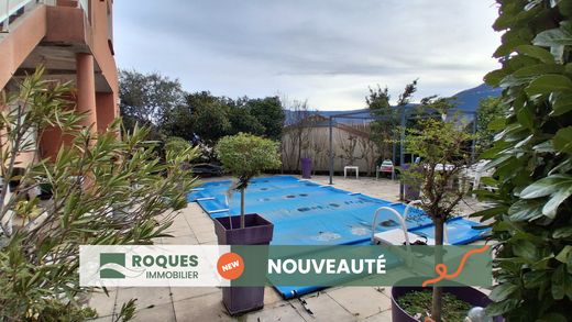 Casa di lusso a Millau, Aveyron