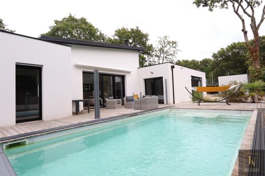 Luxury home in Saint-Lyphard, Loire-Atlantique